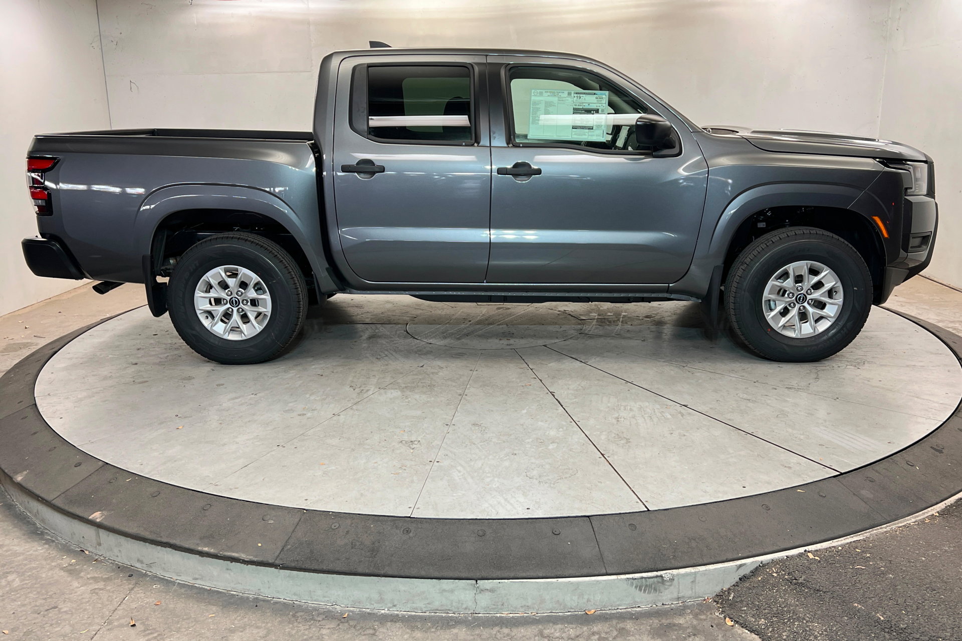 New 2026 Nissan Frontier S image 6