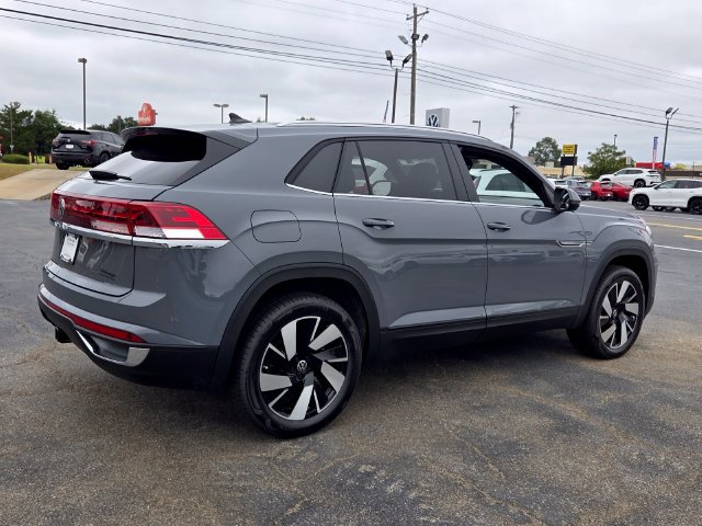 New 2026 Volkswagen Atlas Cross Sport SE FWD image 14