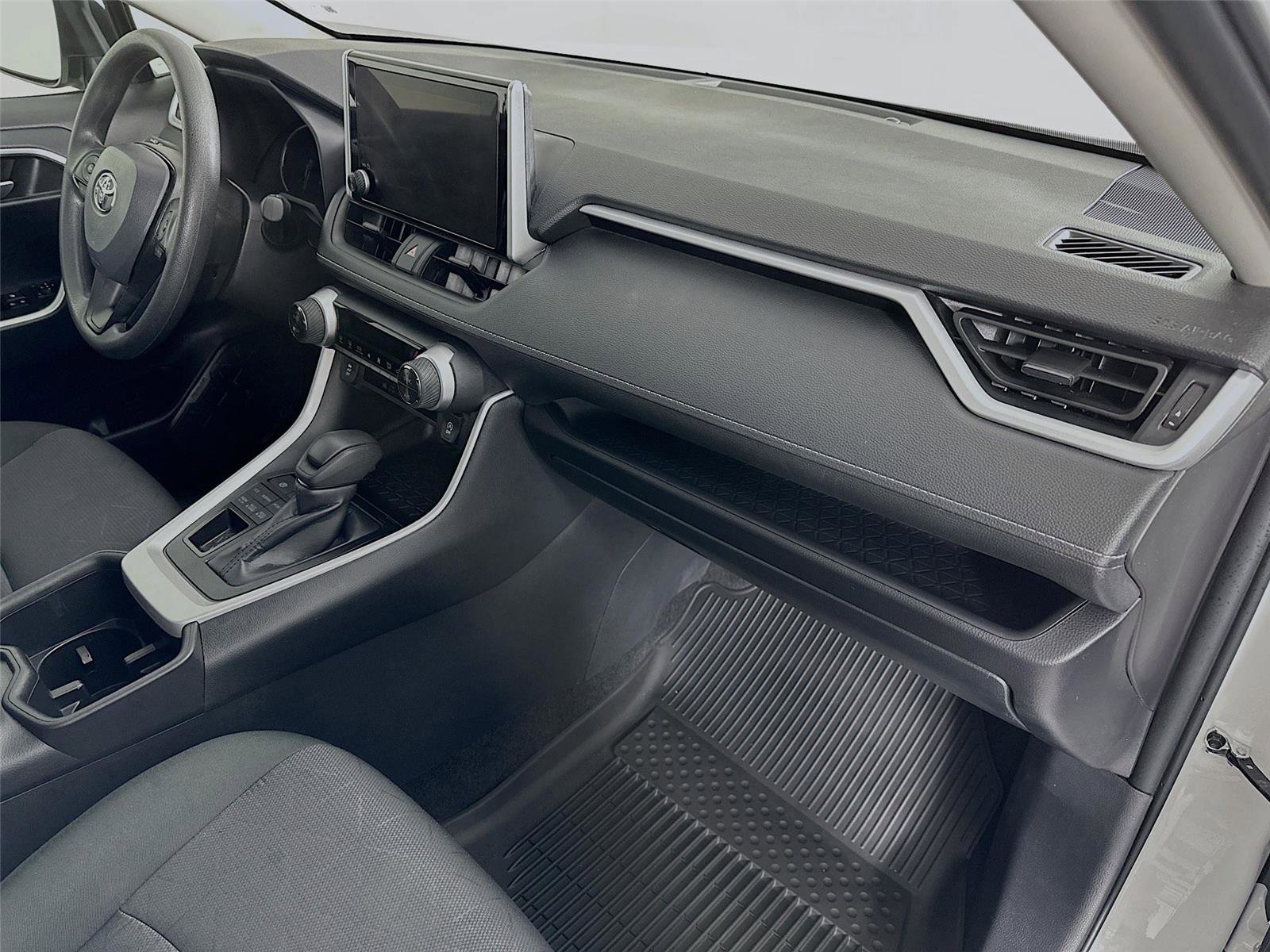 Certified 2025 Toyota RAV4 XLE AWD/4WD image 27