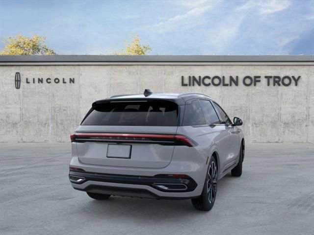 New 2026 Lincoln Nautilus Reserve image 8