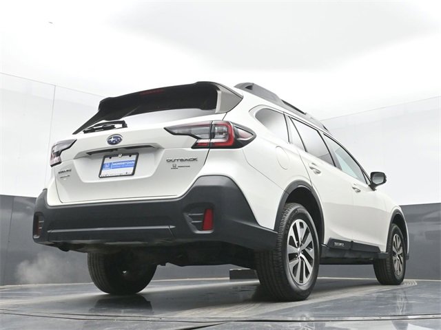 Used 2022 Subaru Outback Premium image 47