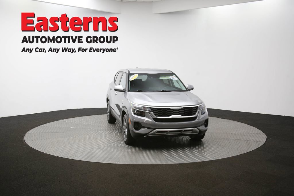 Used 2023 Kia Seltos LX image 59