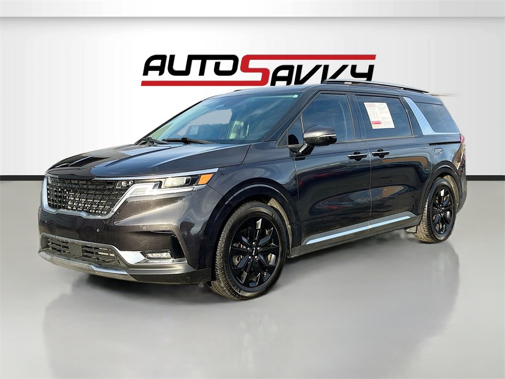 Used 2022 Kia Carnival SX Prestige image 3