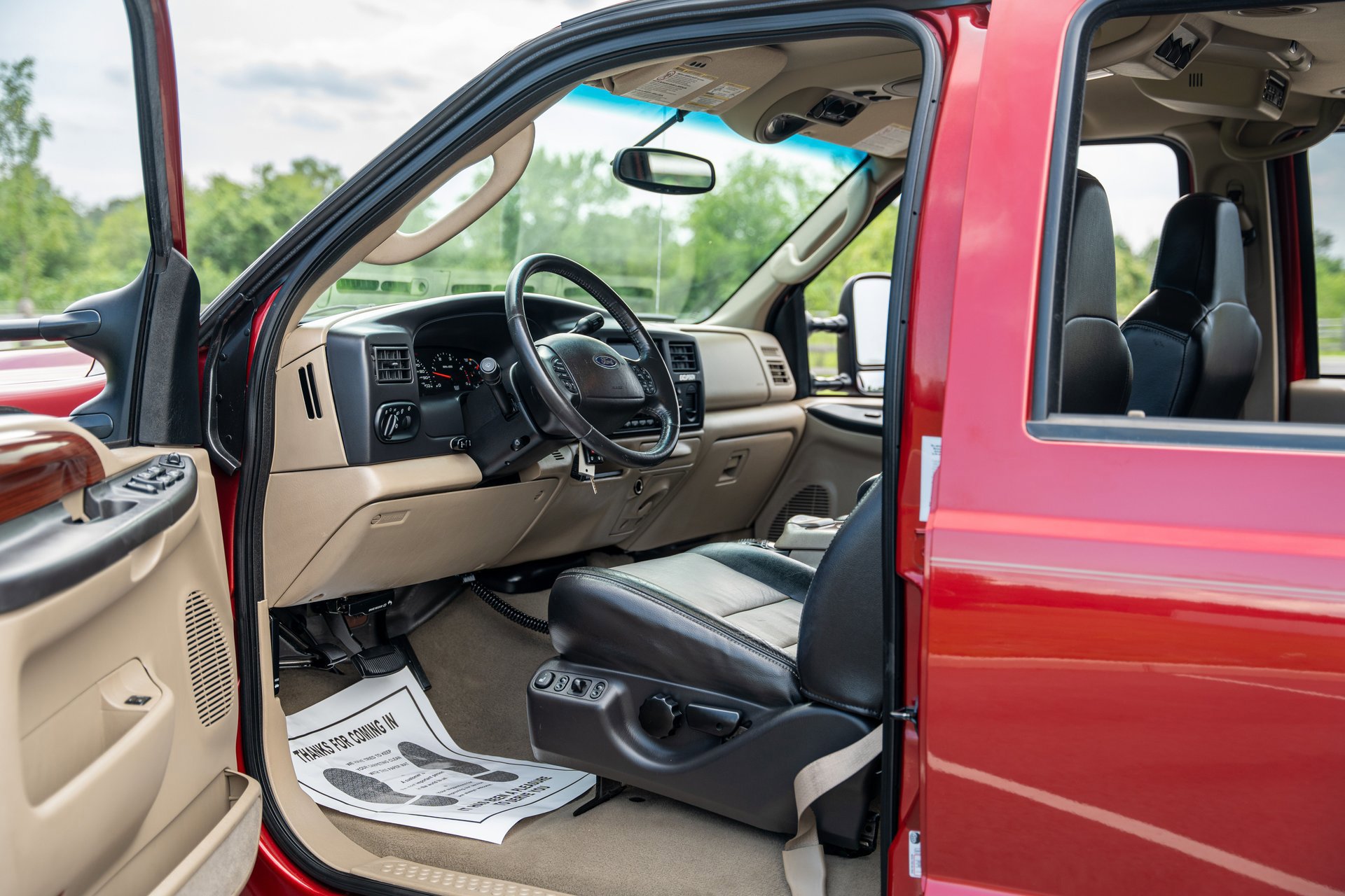 Used 2005 Ford Excursion Eddie Bauer image 34