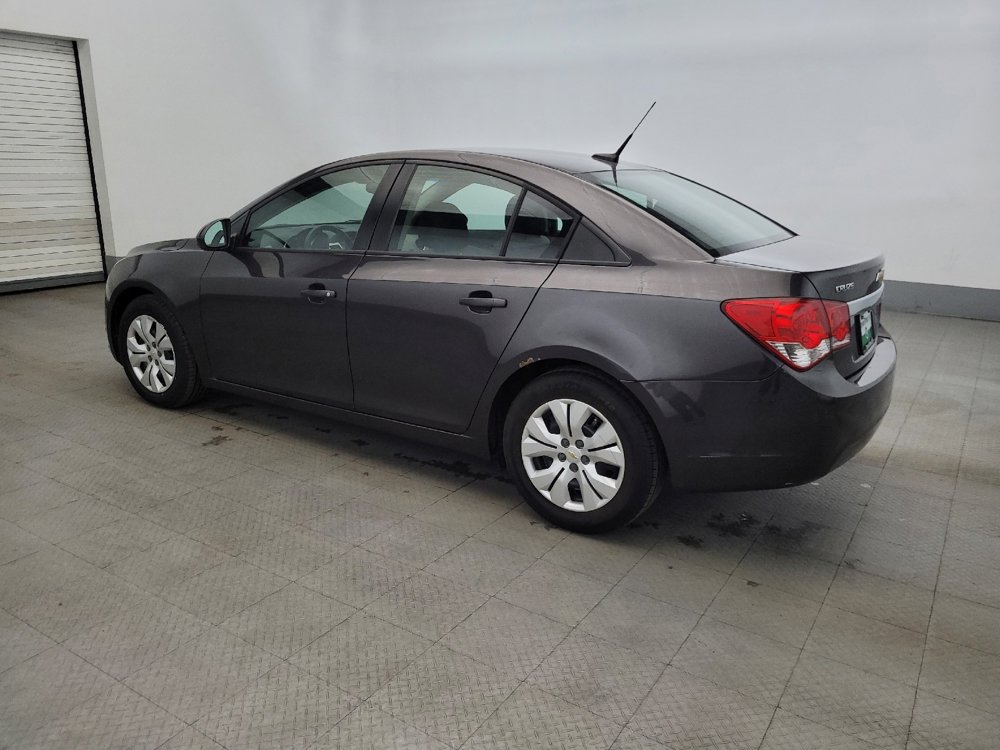 Used 2014 Chevrolet Cruze LS image 3