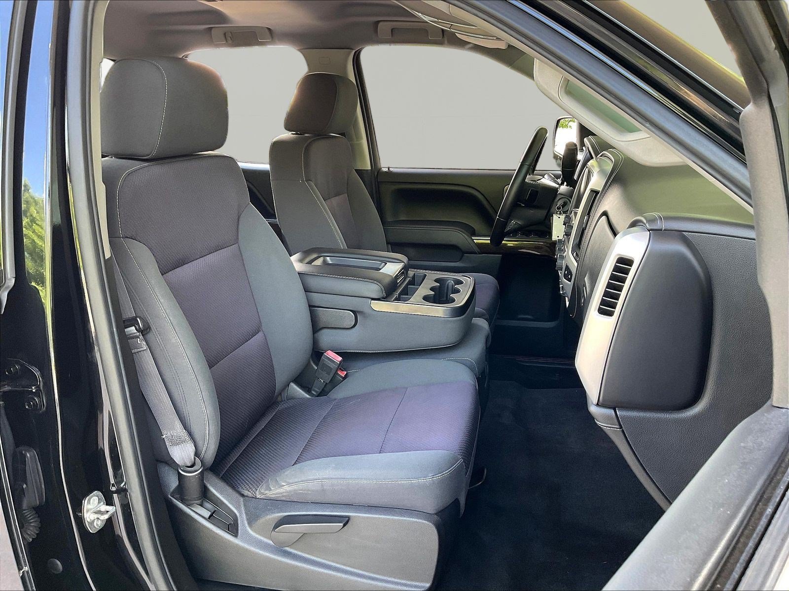 Used 2015 GMC Sierra 1500 SLE w/ SLE Value Package AWD/4WD image 30