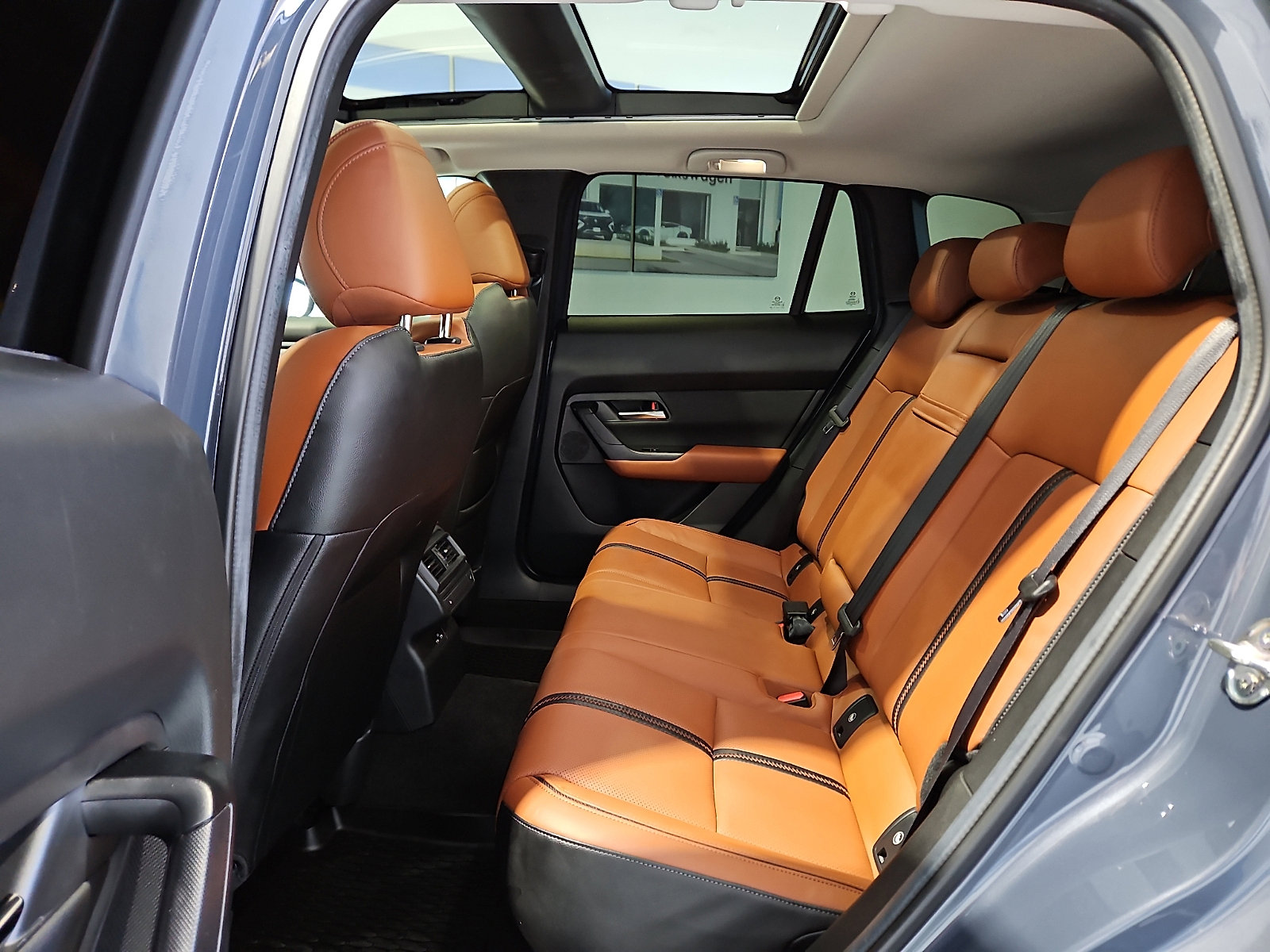 Used 2024 MAZDA CX-50 2.5 Turbo w/ Premium Plus Pkg image 11