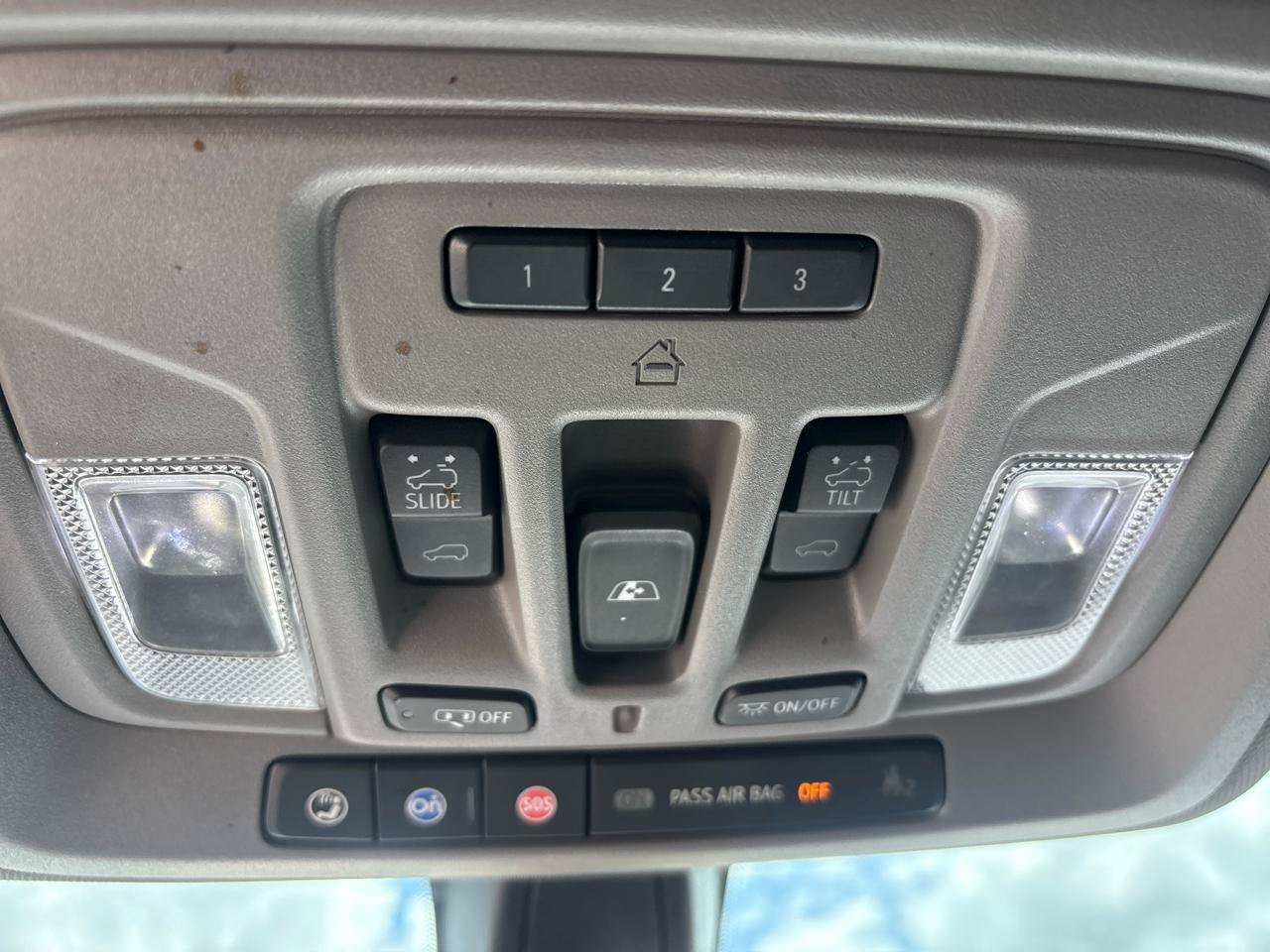 Used 2020 Chevrolet Silverado 1500 RST AWD/4WD image 13