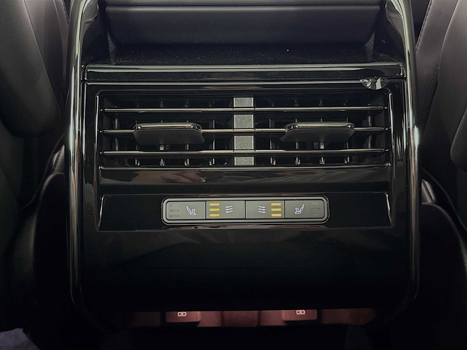 New 2026 Land Rover Range Rover Sport Dynamic SE AWD/4WD image 24