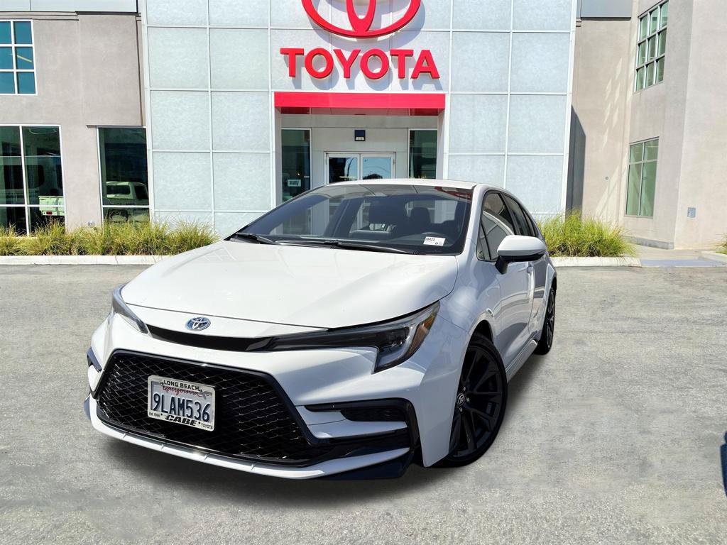 Used 2024 Toyota Corolla SE FWD image 4