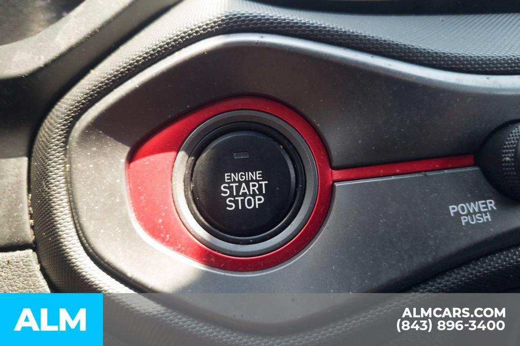 Used 2019 Hyundai Veloster 2.0 Premium FWD image 26