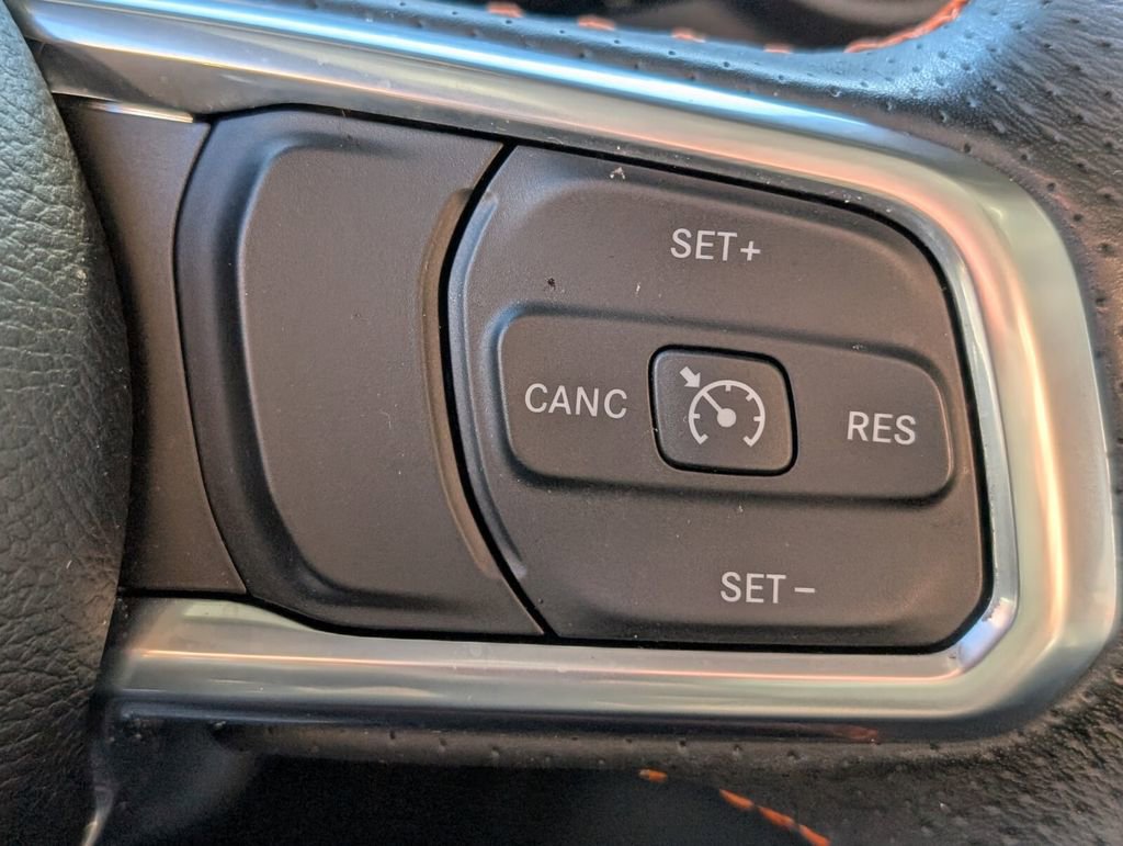 Used 2022 Jeep Gladiator Mojave w/ Trailer Tow Package image 27