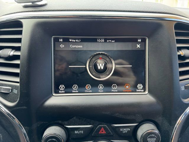 Used 2018 Jeep Grand Cherokee Laredo image 15