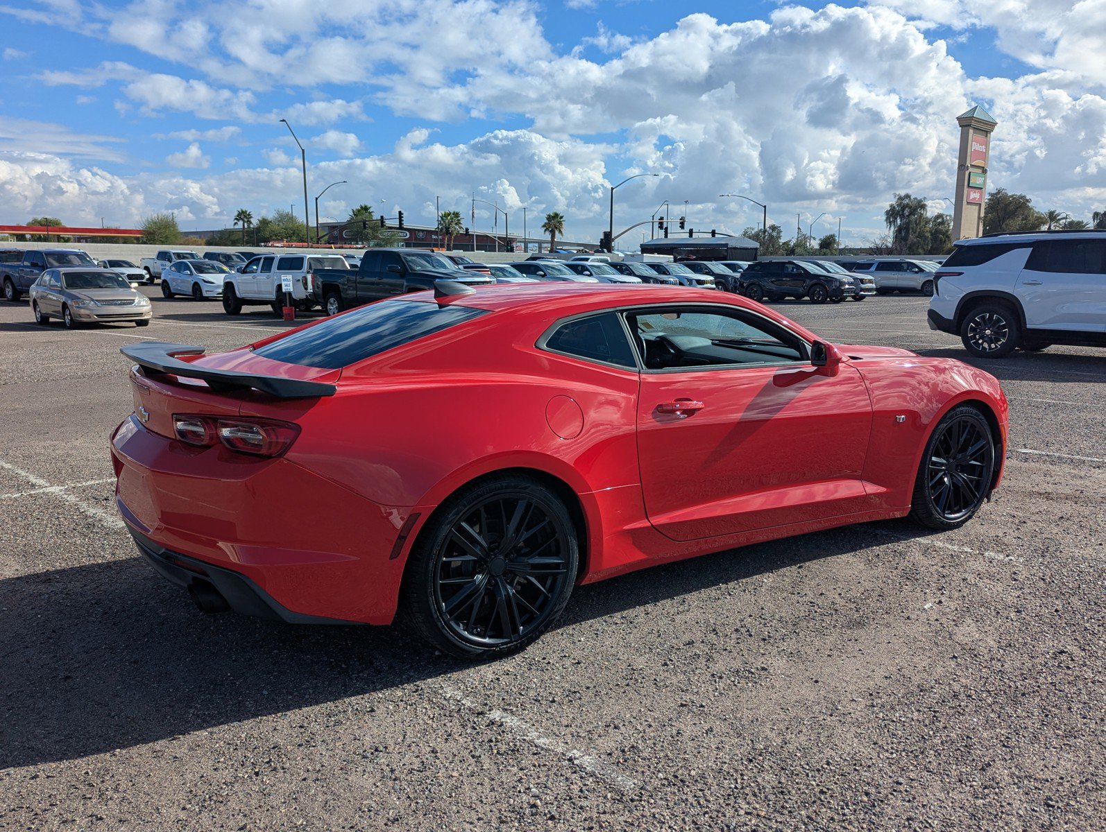 Used 2020 Chevrolet Camaro LT image 4
