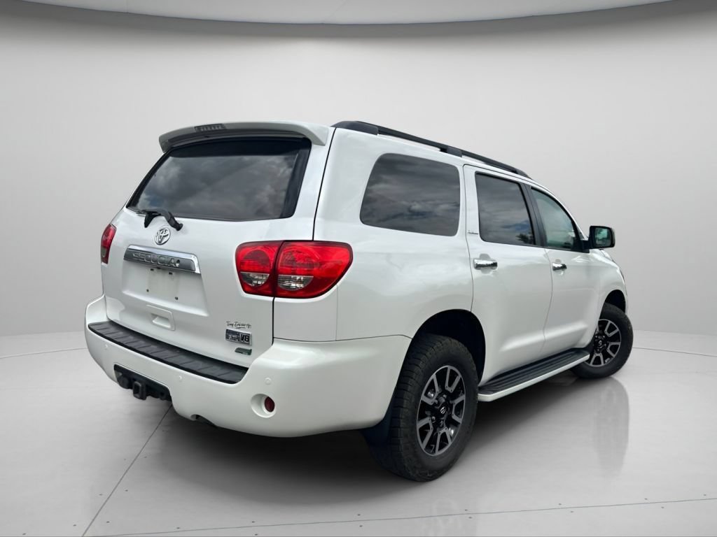 Used 2016 Toyota Sequoia Platinum AWD/4WD image 5