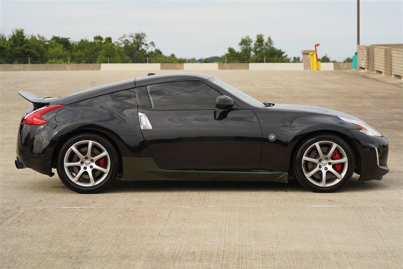 Used 2014 Nissan 370Z Touring w/ Sport Package RWD image 6
