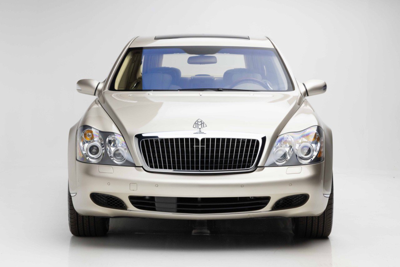 Used 2004 Maybach 57 RWD image 5