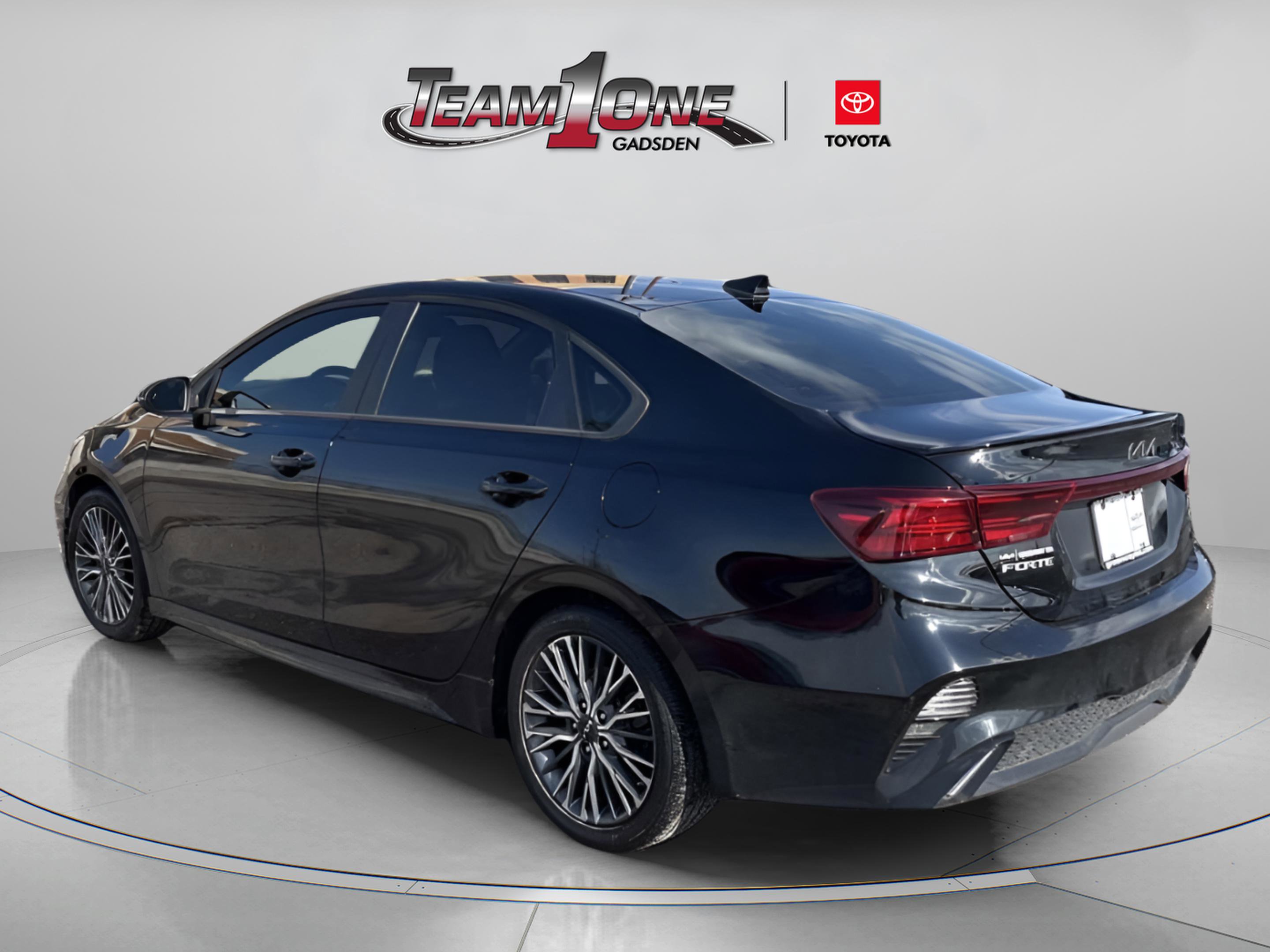 Used 2023 Kia Forte GT-Line w/ GT-Line Technology Package FWD image 7