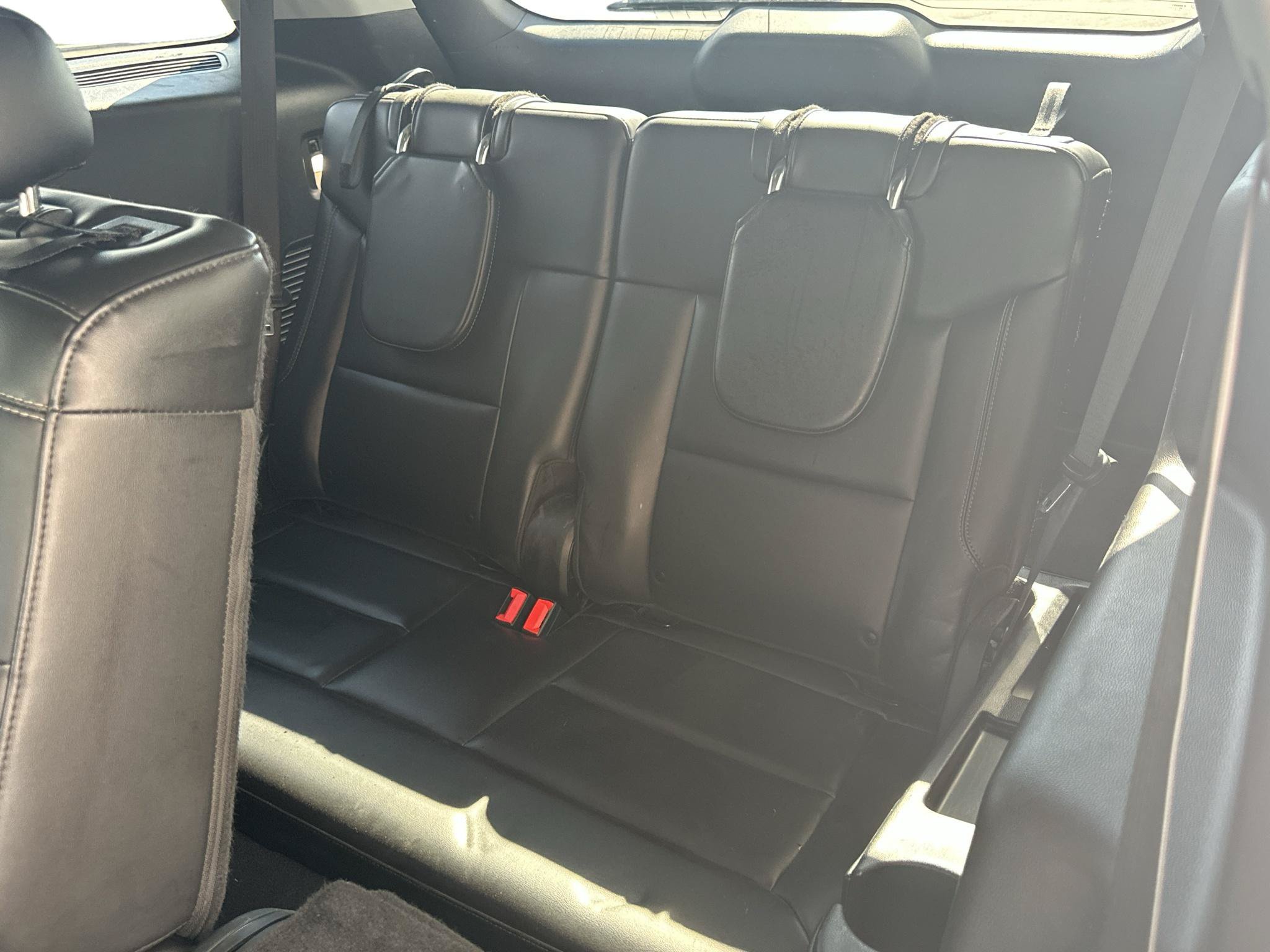 Used 2021 Ford Explorer XLT w/ Equipment Group 202A AWD/4WD image 6