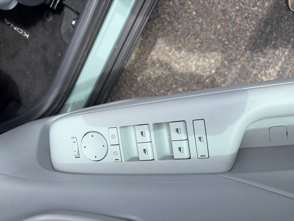 Used 2026 Hyundai Kona SE AWD/4WD image 10