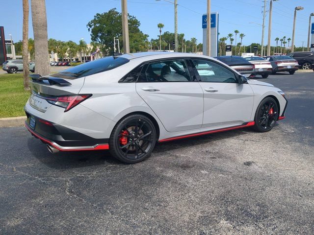 Certified 2025 Hyundai Elantra N FWD image 3