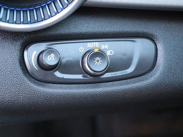 Used 2024 Chevrolet Trax LT w/ Driver Confidence Package image 30