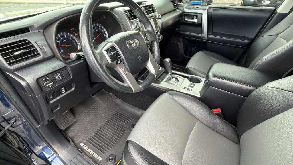 Certified 2018 Toyota 4Runner SR5 Premium image 10