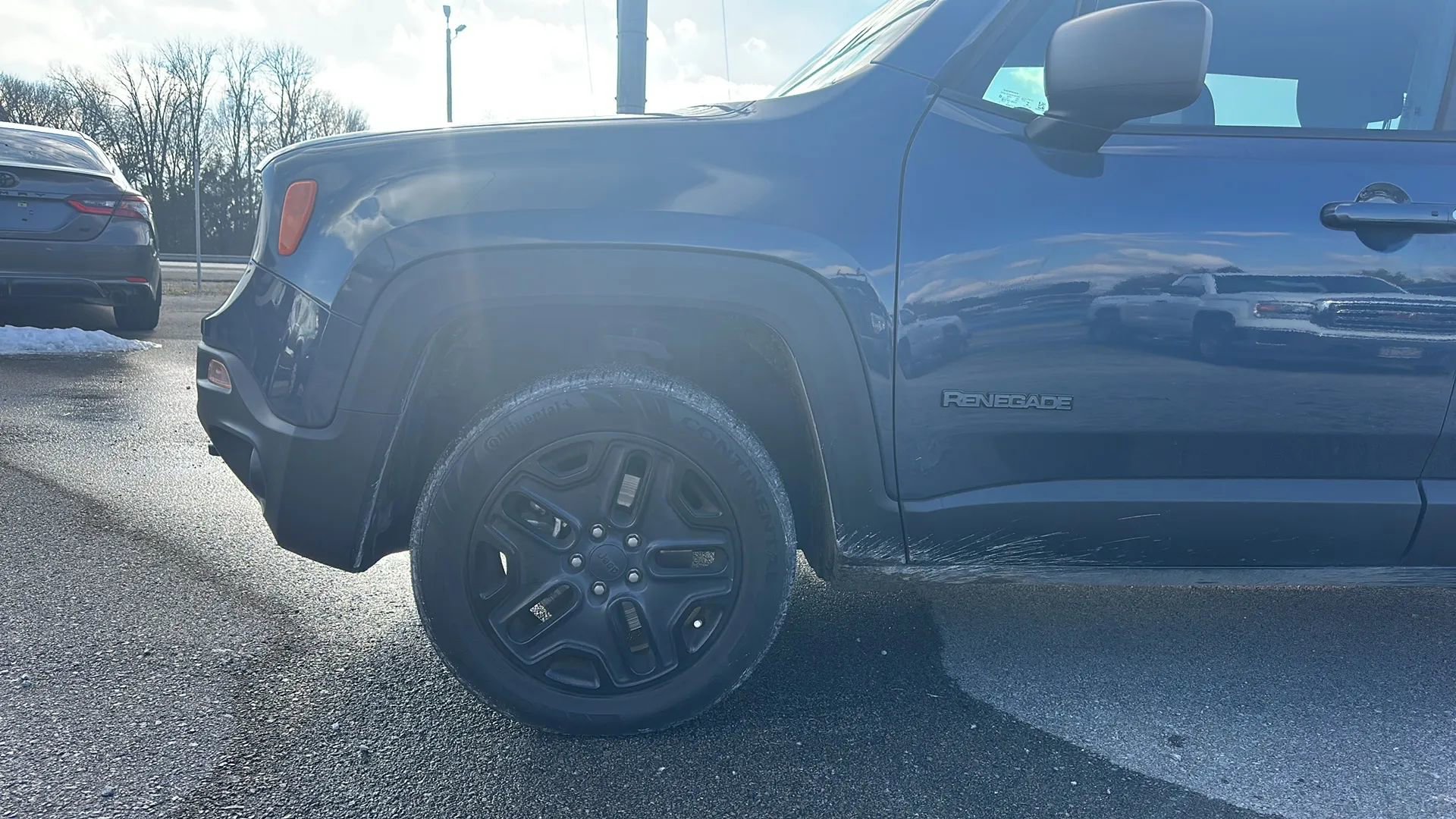 Used 2021 Jeep Renegade Sport image 7