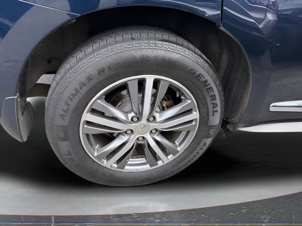 Used 2019 INFINITI QX60 Luxe w/ Essential Package image 16