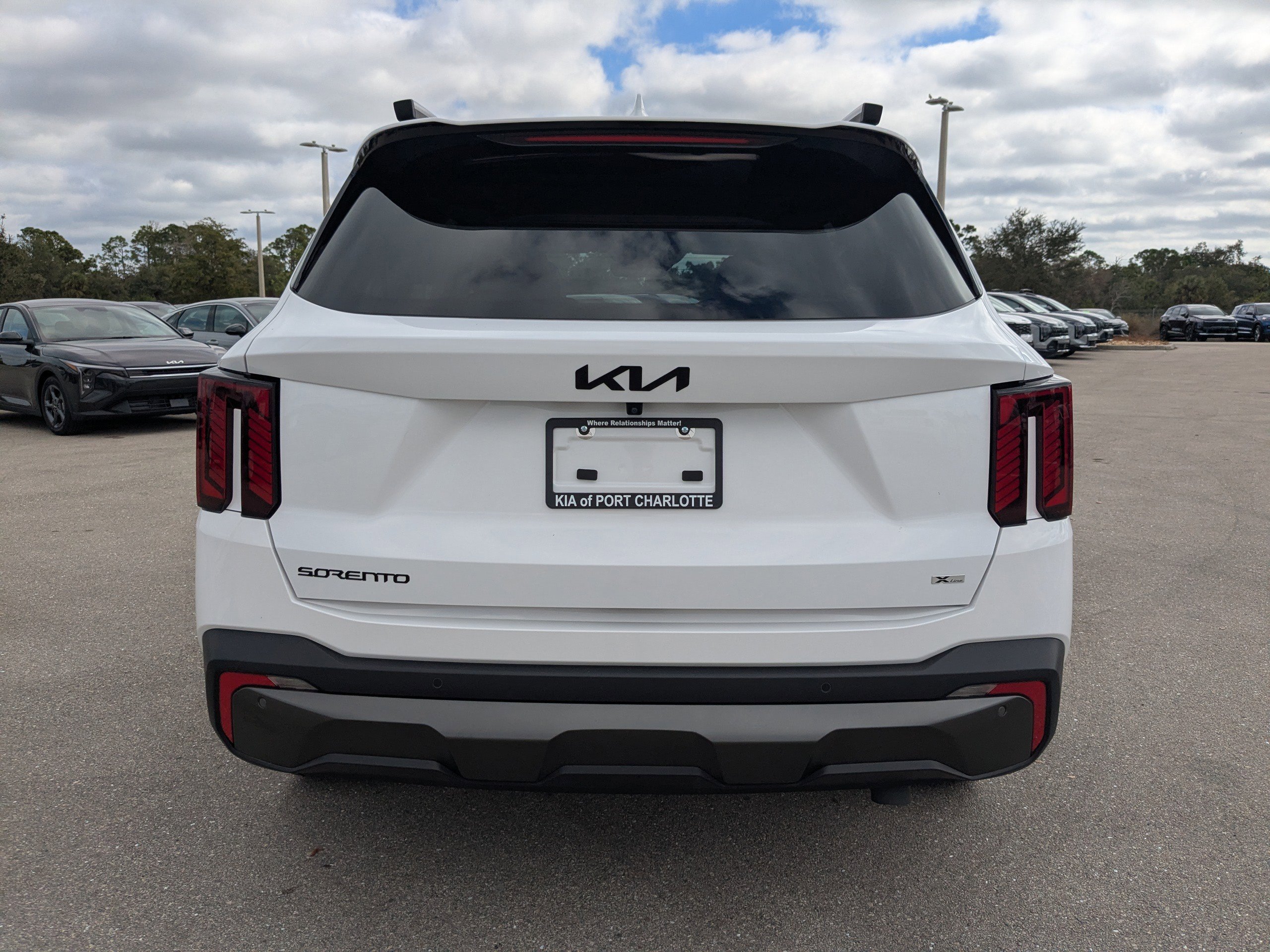 Certified 2025 Kia Sorento SX image 6