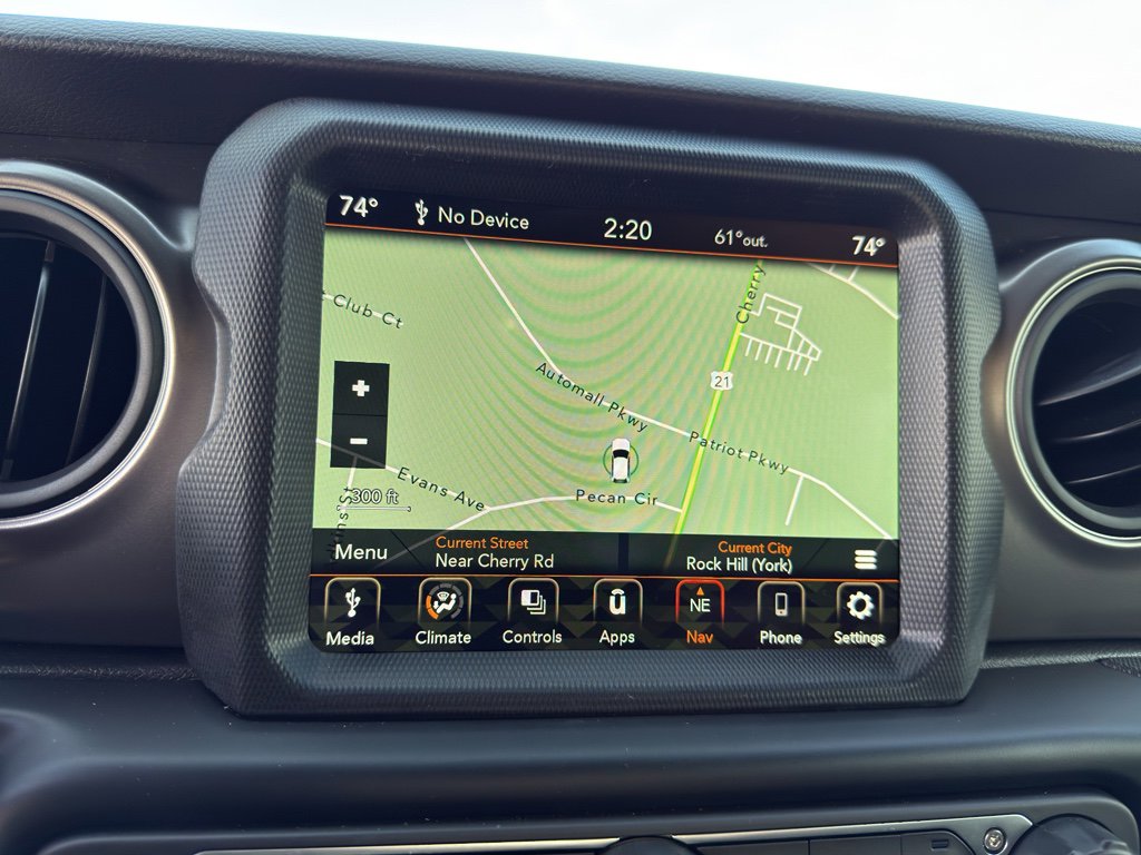 Used 2023 Jeep Gladiator Willys image 19