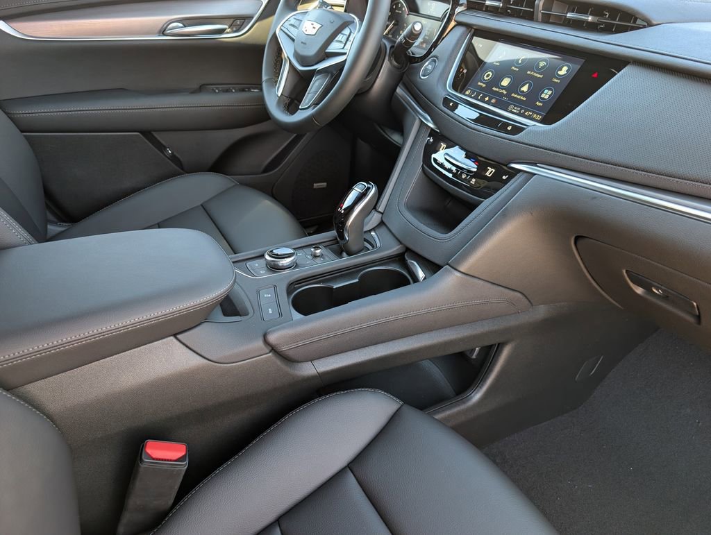 New 2026 Cadillac XT5 Luxury AWD/4WD image 18
