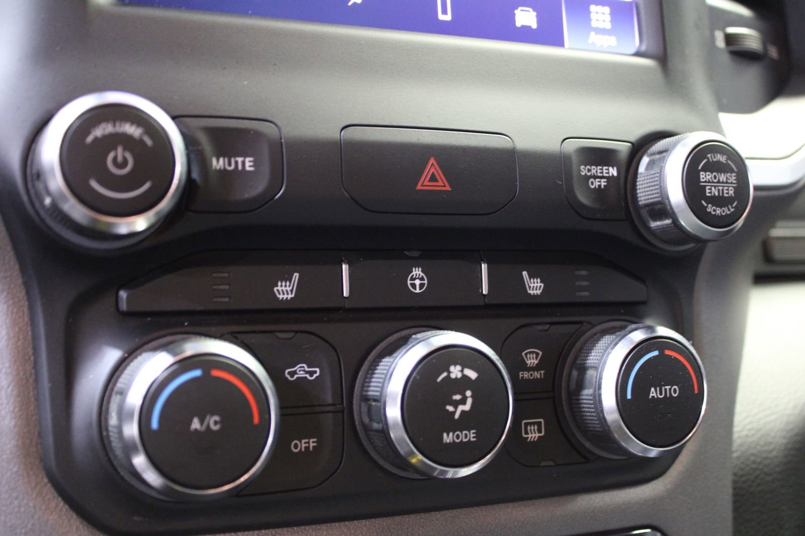 Used 2022 RAM 1500 Big Horn image 32