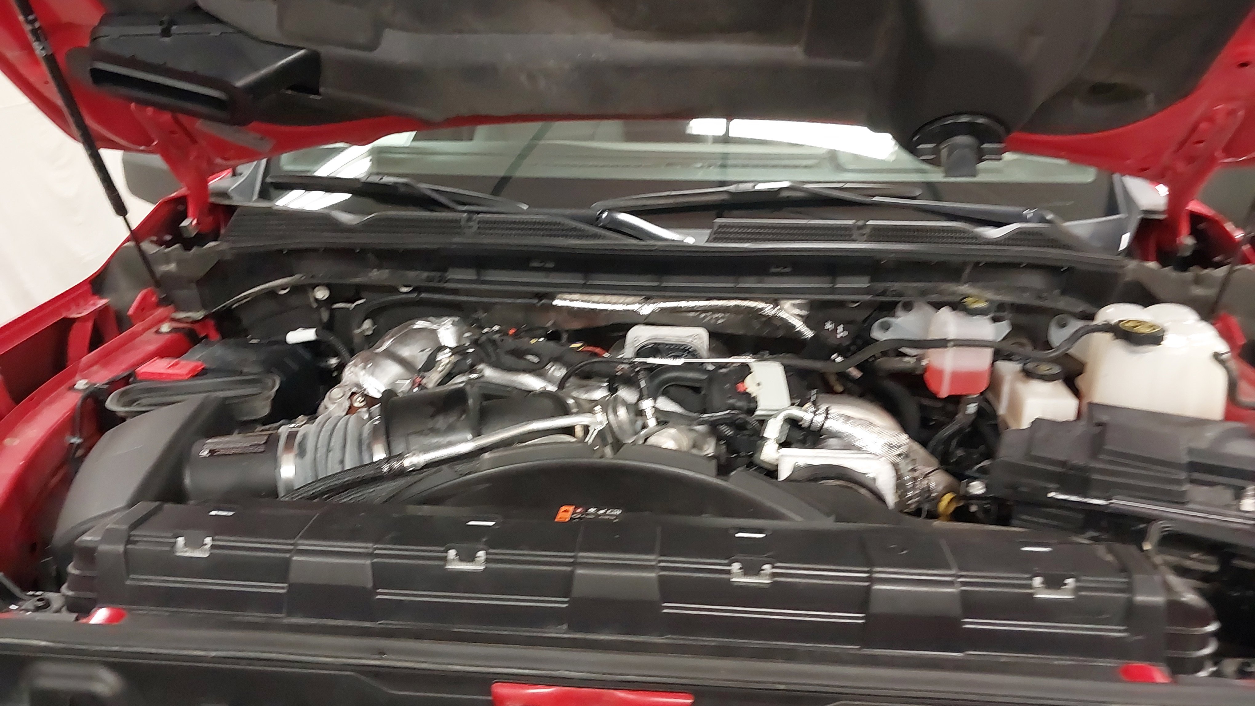 Used 2024 GMC Sierra 3500 SLE w/ SLE Convenience Package image 30