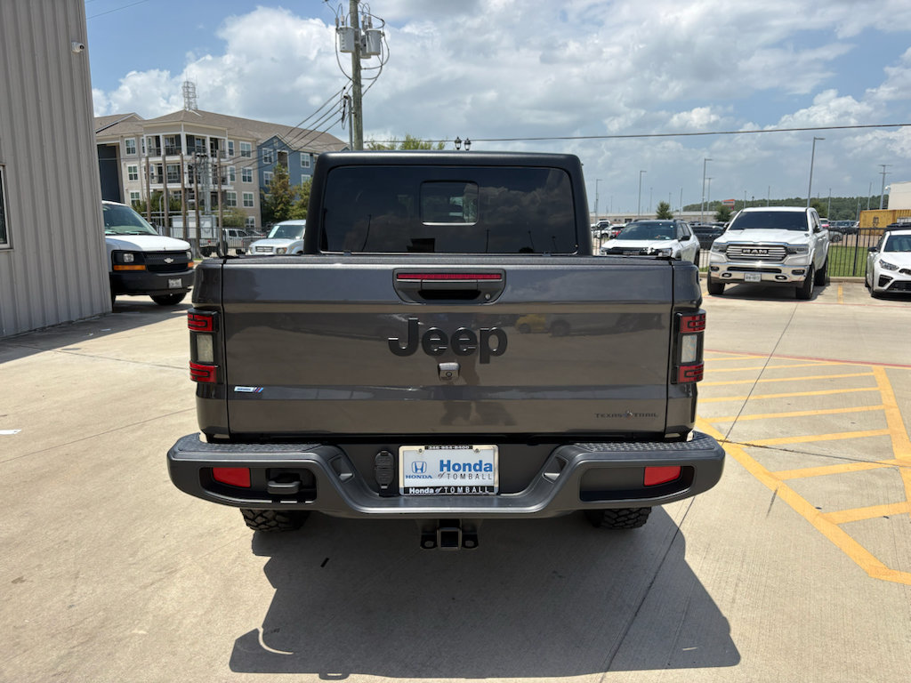 Used 2023 Jeep Gladiator Sport AWD/4WD image 7