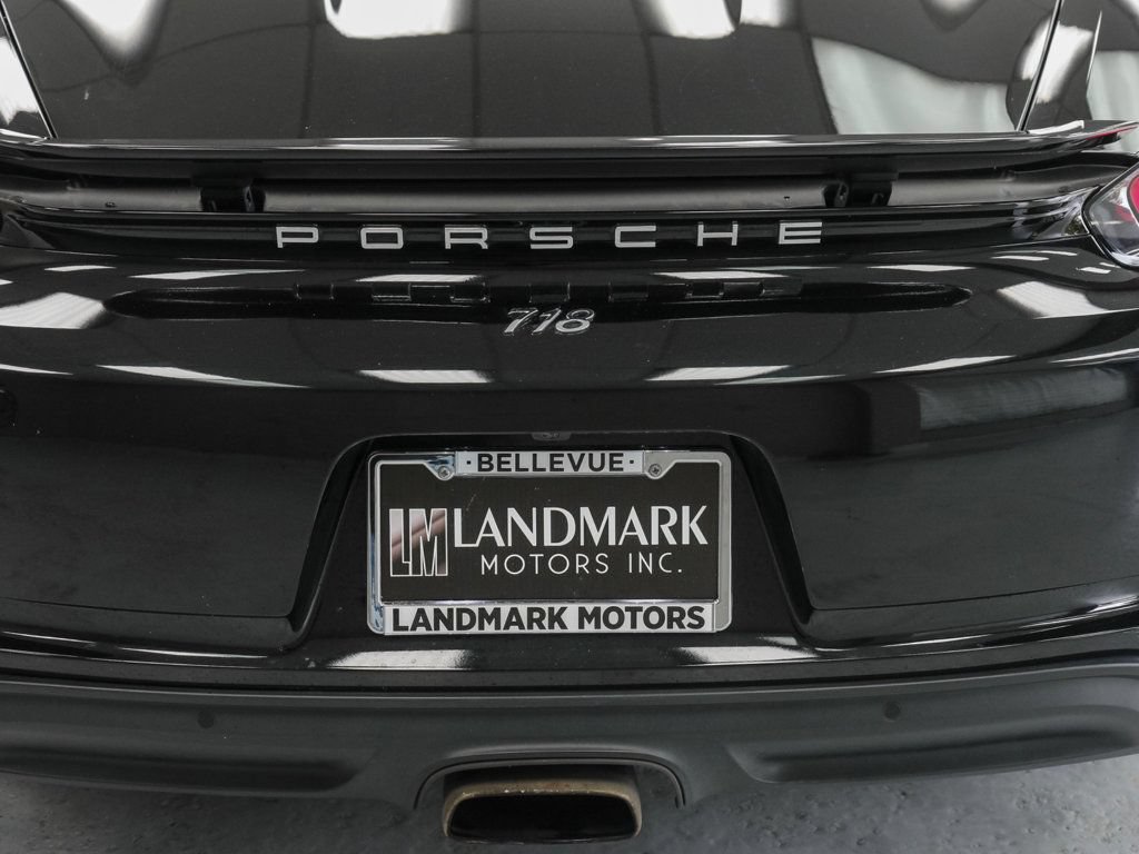 Used 2018 Porsche 718 Boxster RWD image 24
