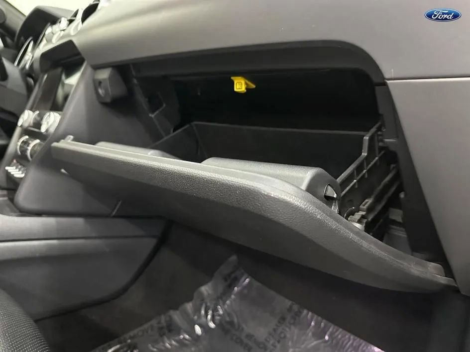 Used 2022 Ford Mustang Premium RWD image 17