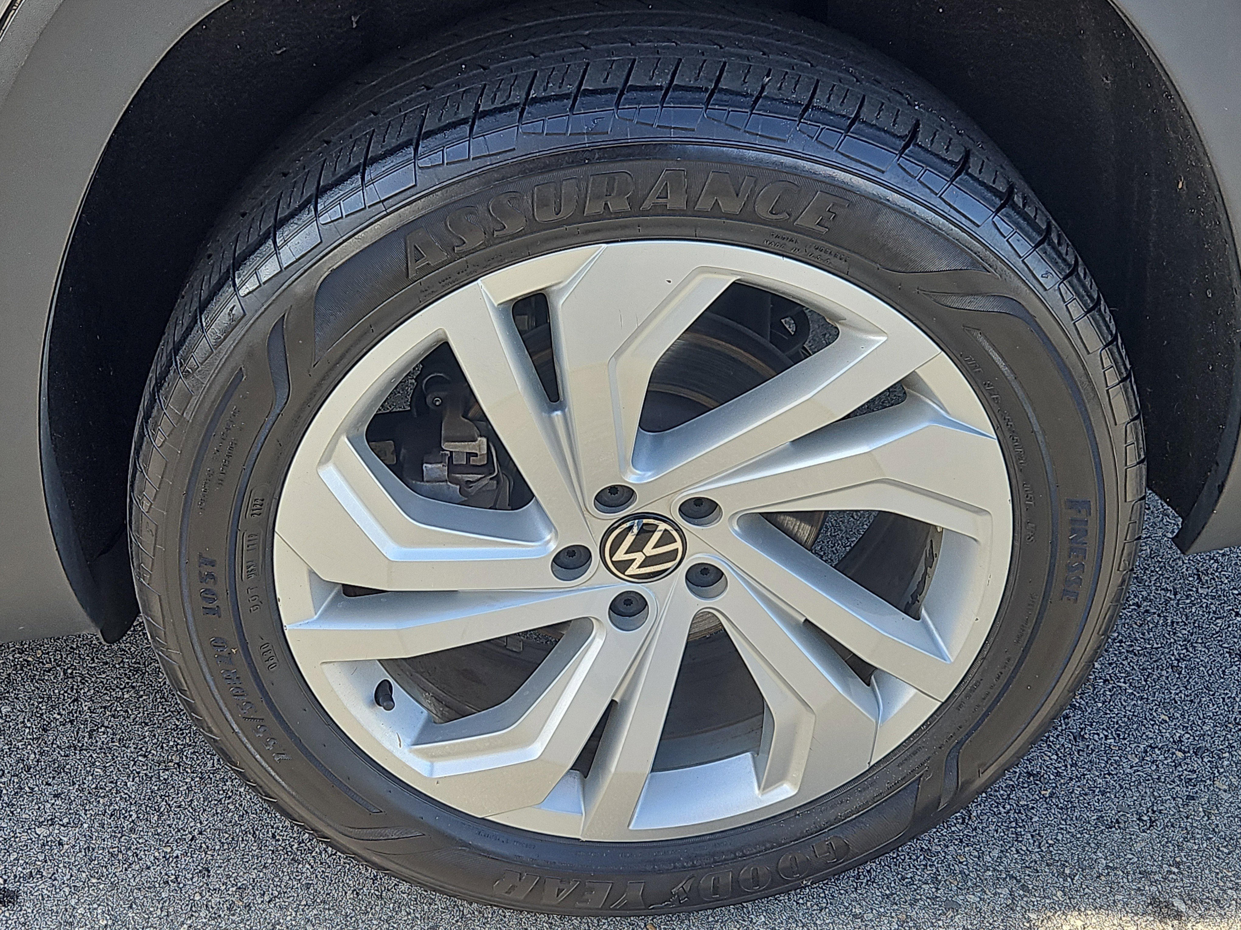 Certified 2022 Volkswagen Atlas SE image 25