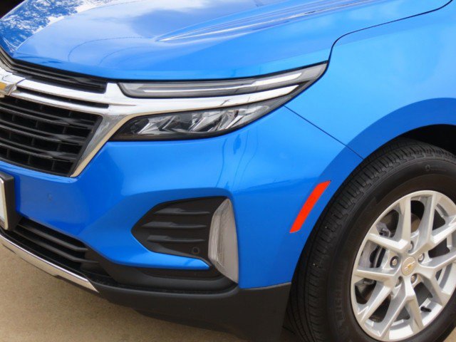 Used 2024 Chevrolet Equinox LT FWD image 3