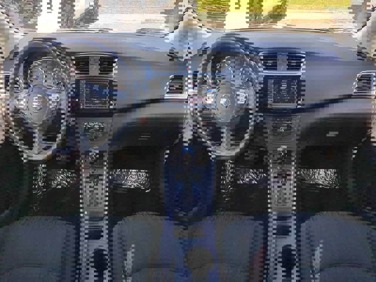 Used 2019 Nissan Sentra SV w/ Special Edition Package image 14