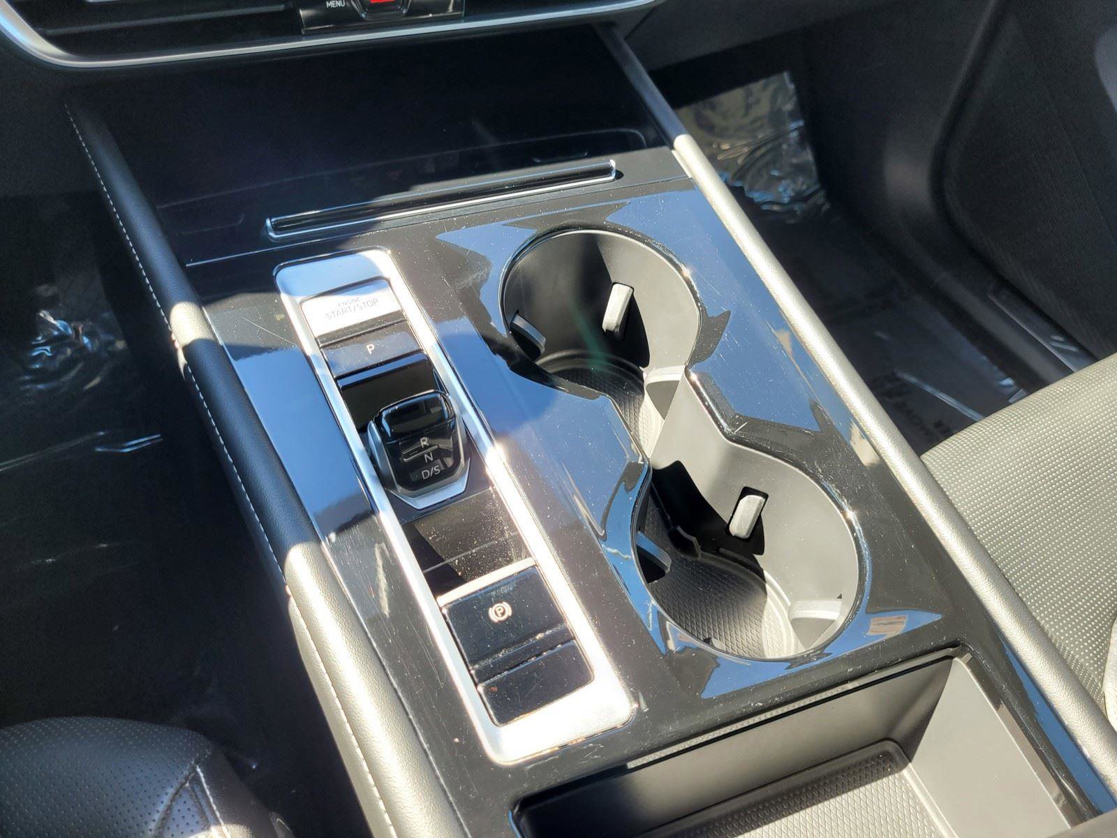 Certified 2024 Volkswagen Atlas SEL image 26