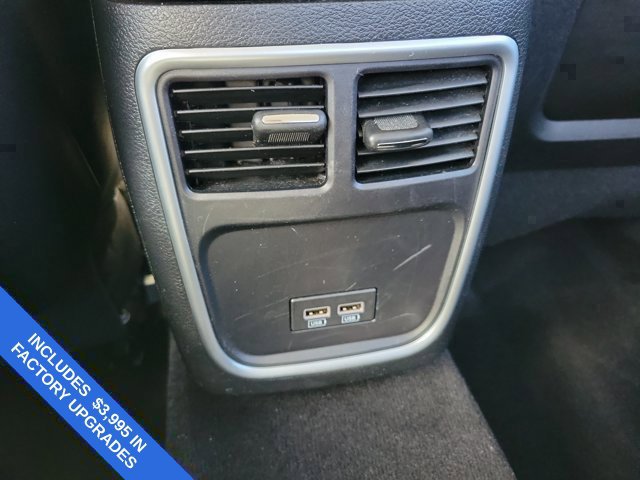 Used 2021 Chrysler 300 Touring L RWD image 17