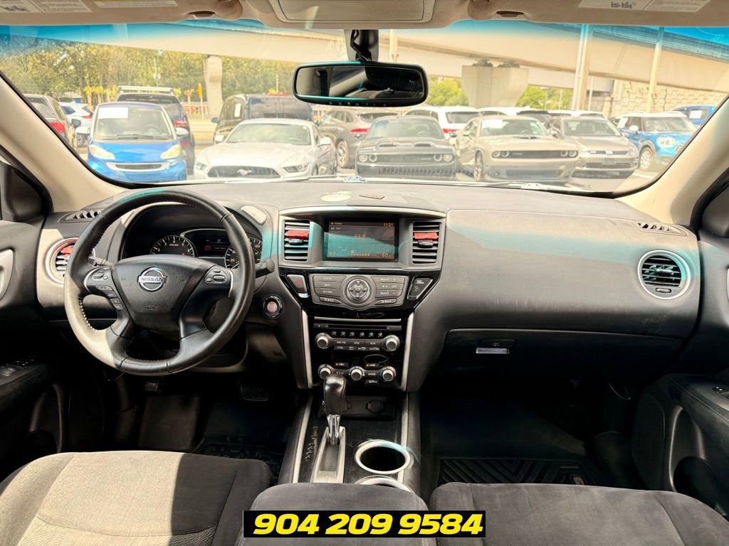 Used 2016 Nissan Pathfinder SV FWD image 37