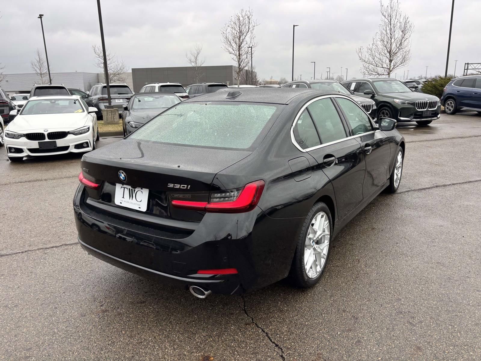 New 2026 BMW 330i xDrive Sedan w/ Convenience Package image 7