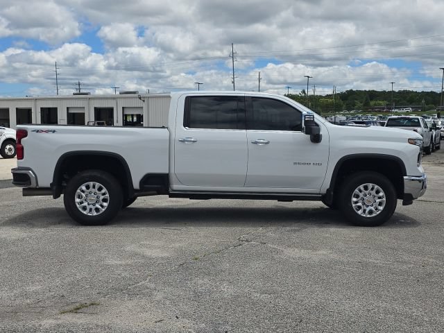 Certified 2024 Chevrolet Silverado 3500 LTZ w/ LTZ Premium Package AWD/4WD image 6