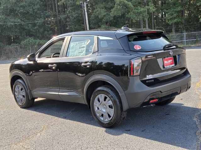 New 2027 Nissan Kicks S FWD image 3