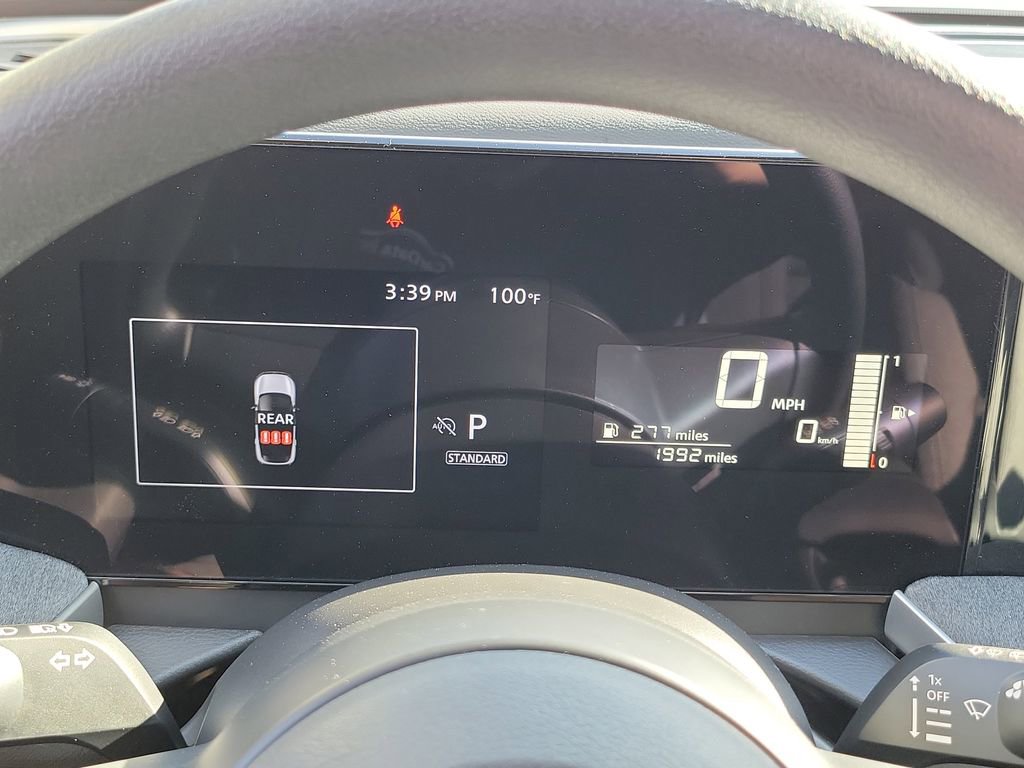 Used 2025 Nissan Kicks SV image 7