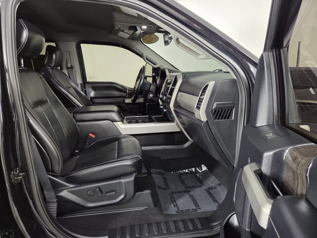 Used 2021 Ford F250 Lariat w/ Lariat Value Package image 32