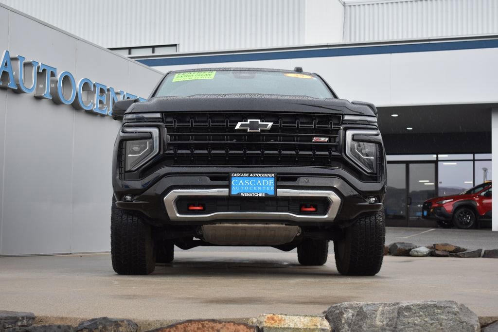 Certified 2025 Chevrolet Tahoe Z71 w/ Sun And Tow Package image 2