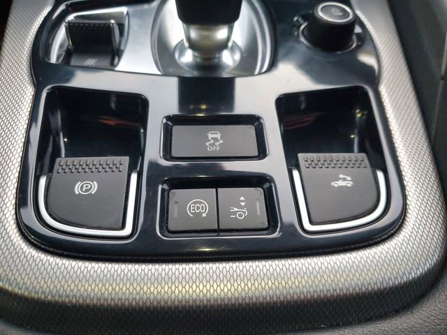 Used 2014 Jaguar F-TYPE Convertible image 25